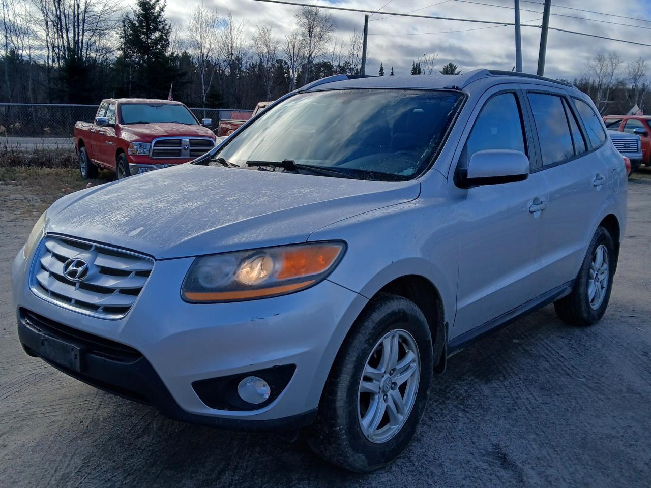Used 2011 Hyundai Santa Fe GLS 3.5 for sale in North Bay, ON