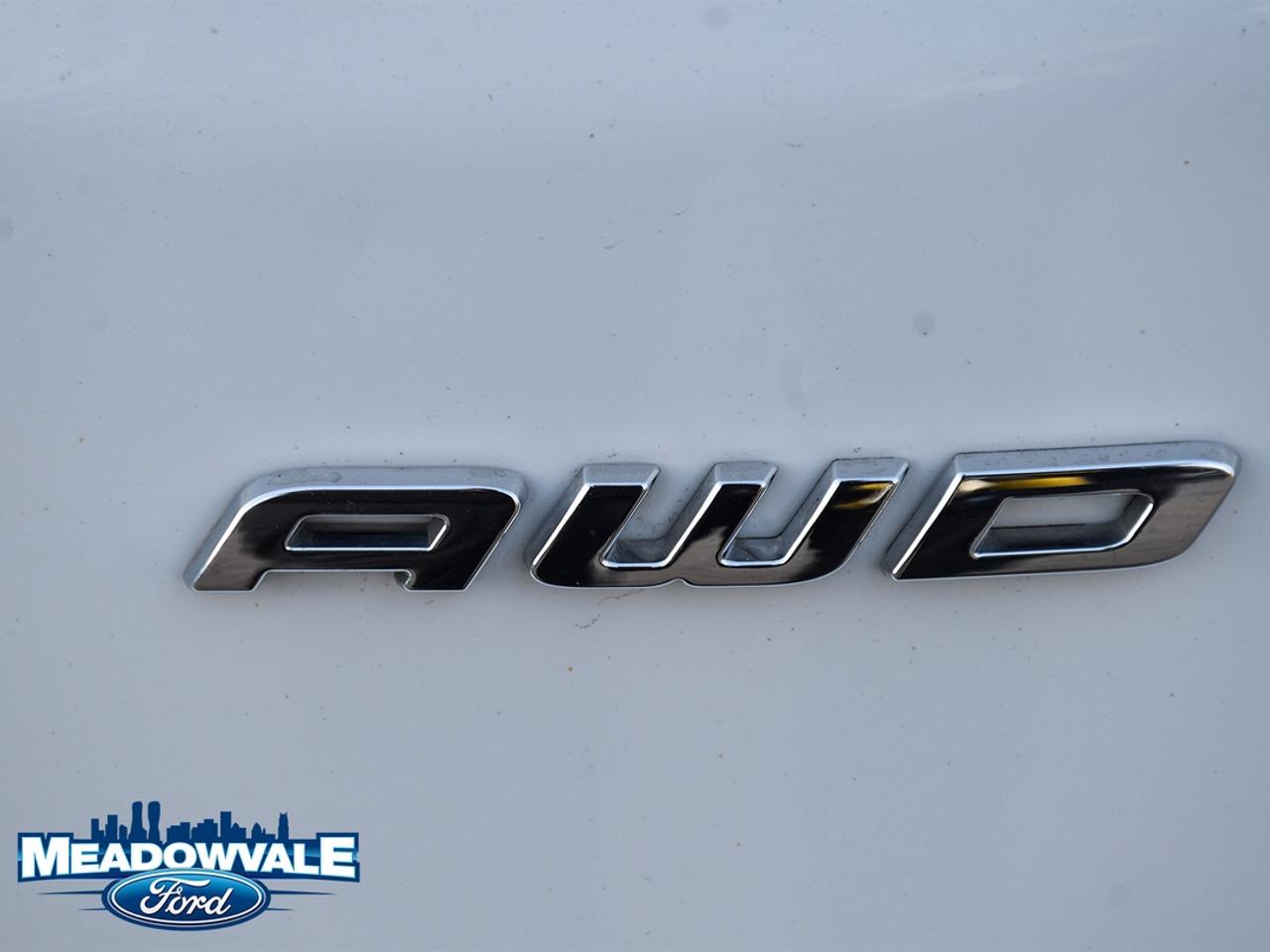 2024 Ford Edge SEL Photo