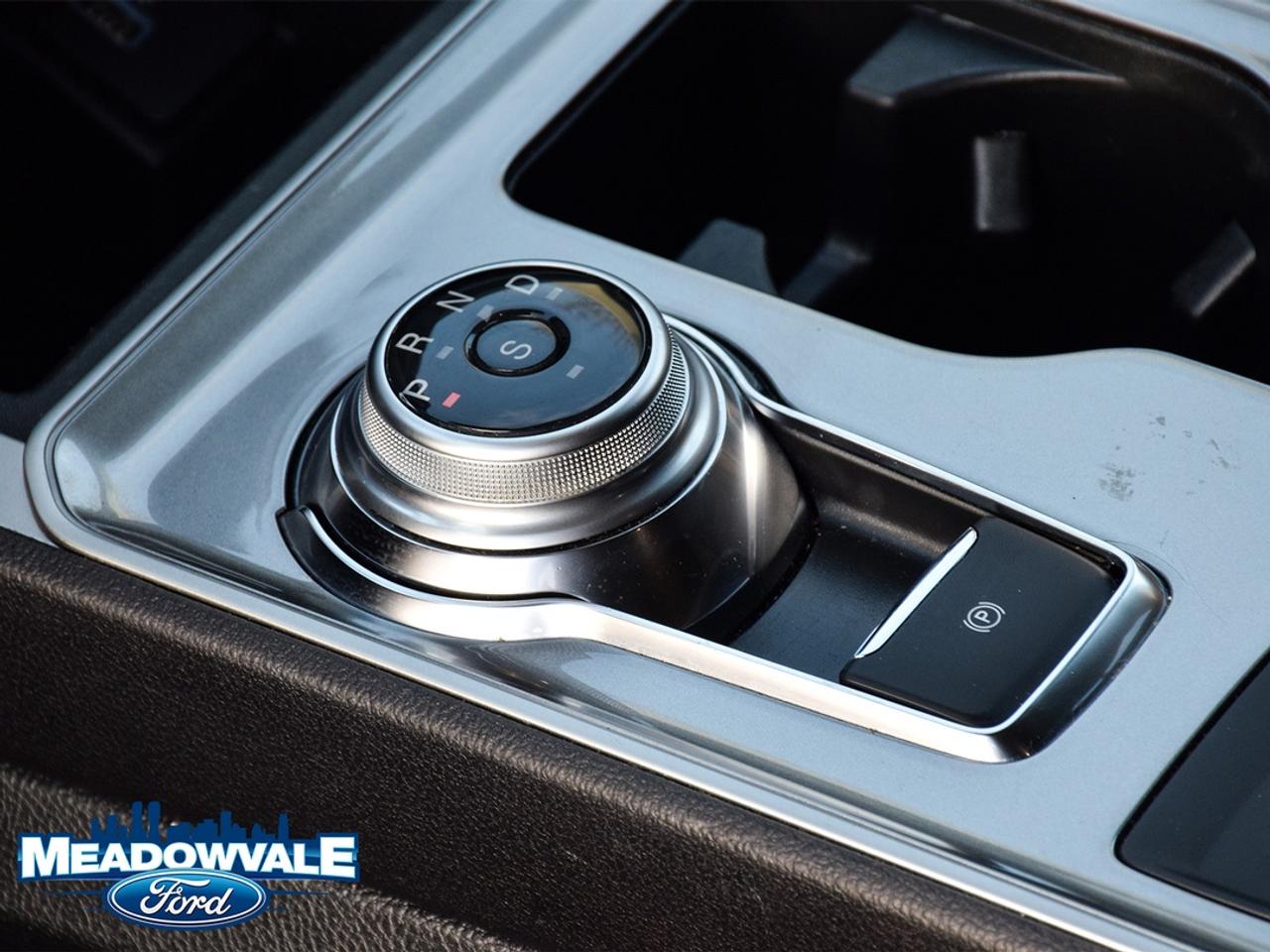 2024 Ford Edge SEL Photo