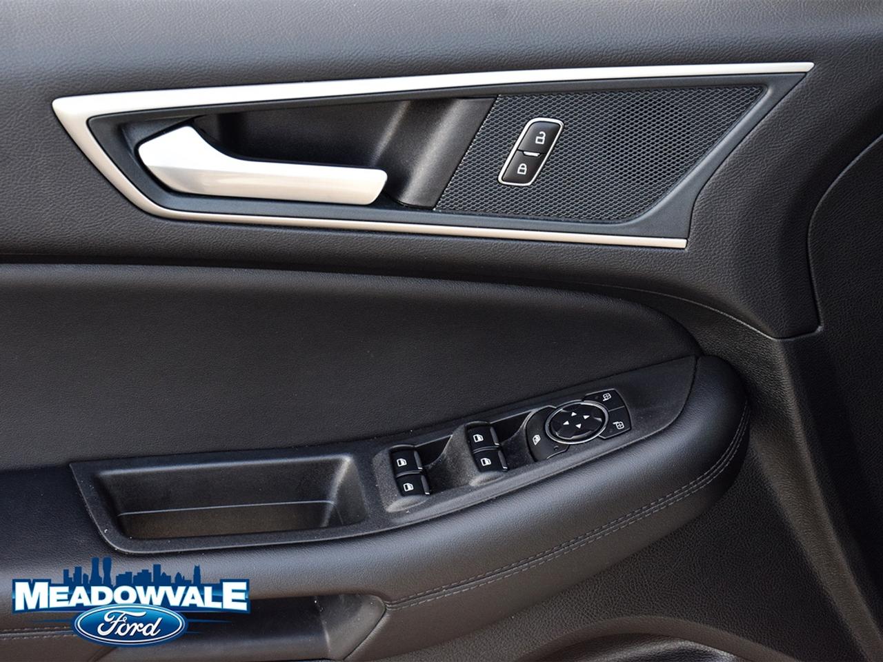 2024 Ford Edge SEL Photo