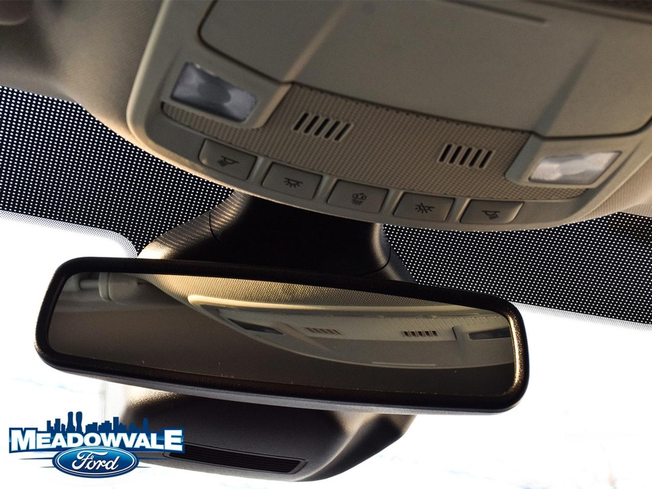 2024 Ford Edge SEL Photo