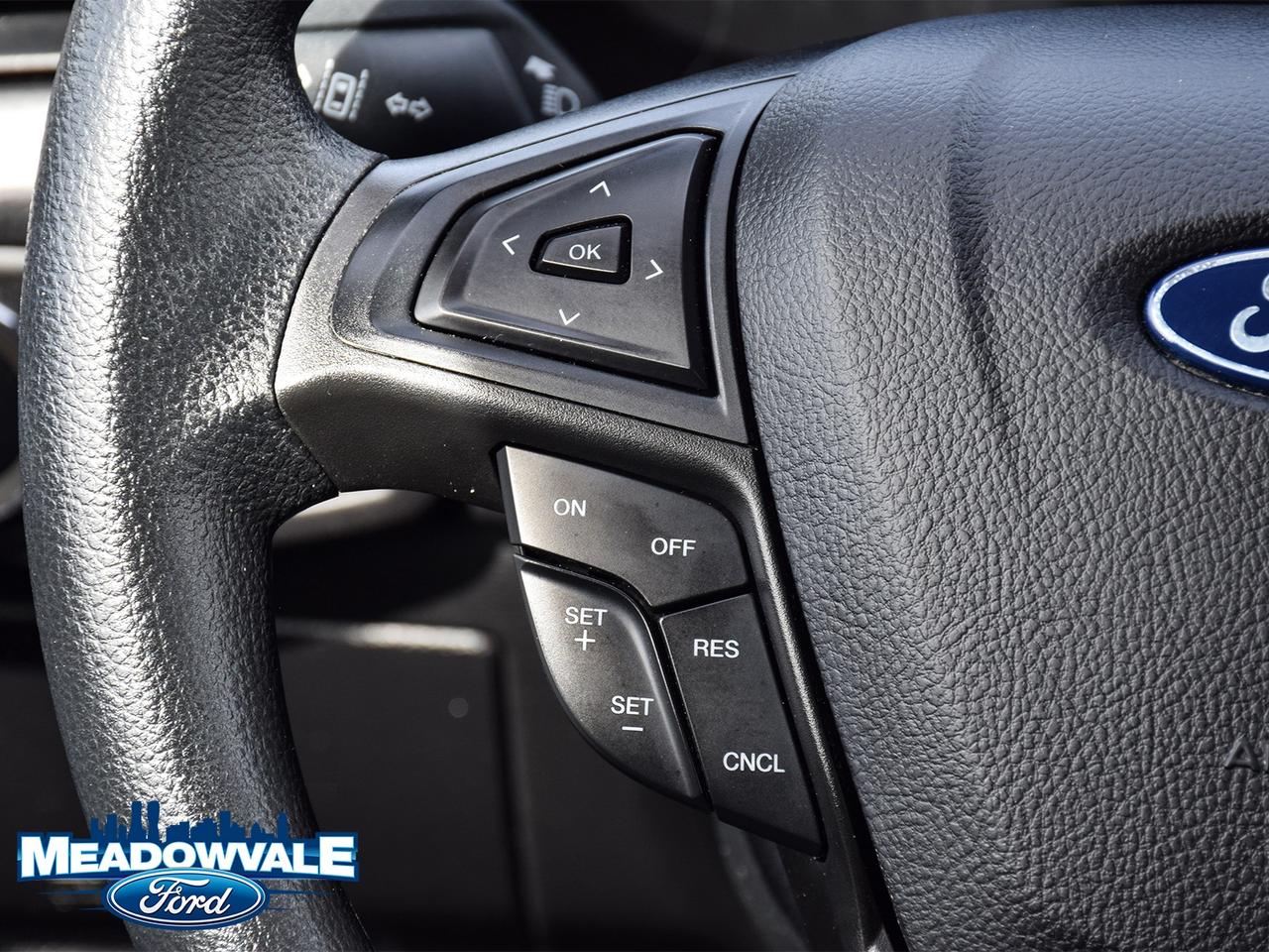 2024 Ford Edge SEL Photo
