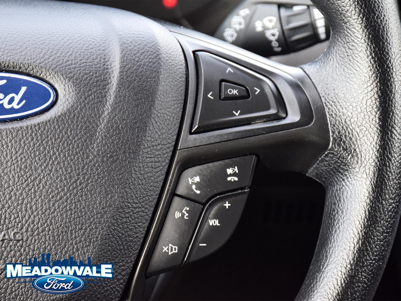 2024 Ford Edge SEL Photo