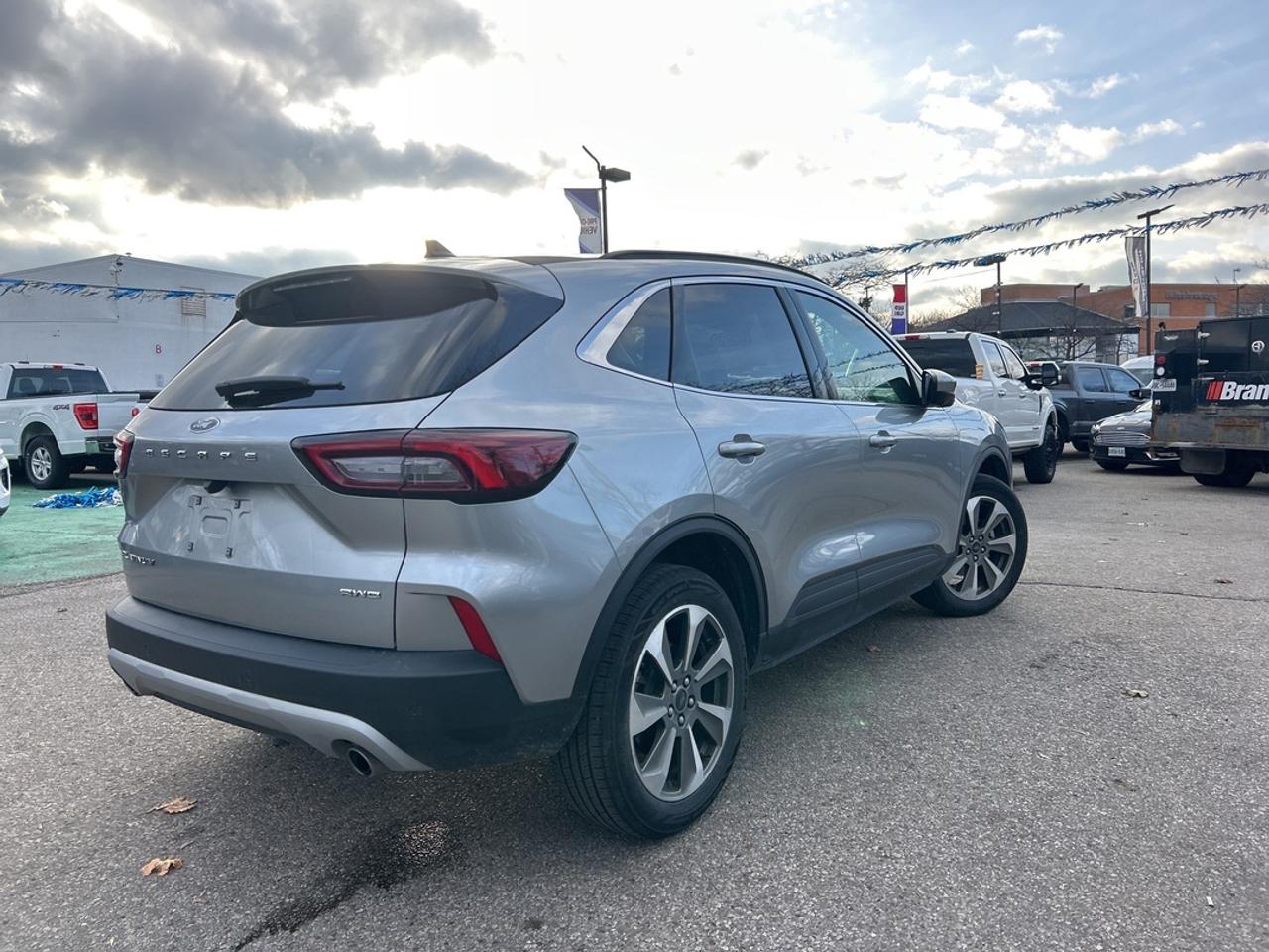 2024 Ford Escape Platinum Photo