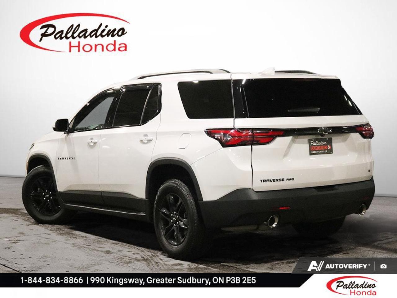 2022 Chevrolet Traverse LT Cloth Photo