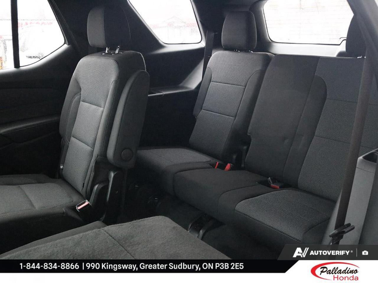 2022 Chevrolet Traverse LT Cloth Photo