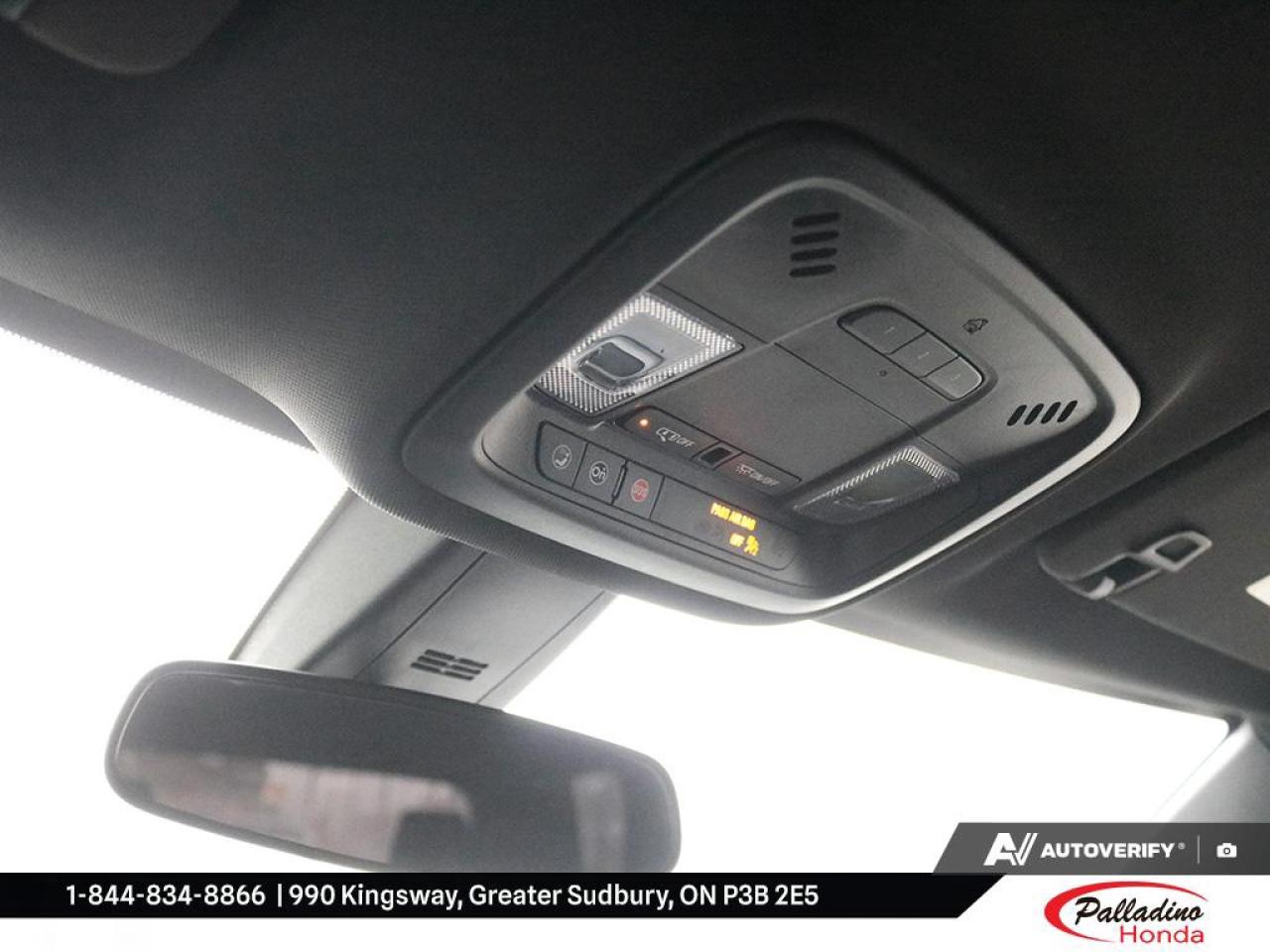 2022 Chevrolet Traverse LT Cloth Photo