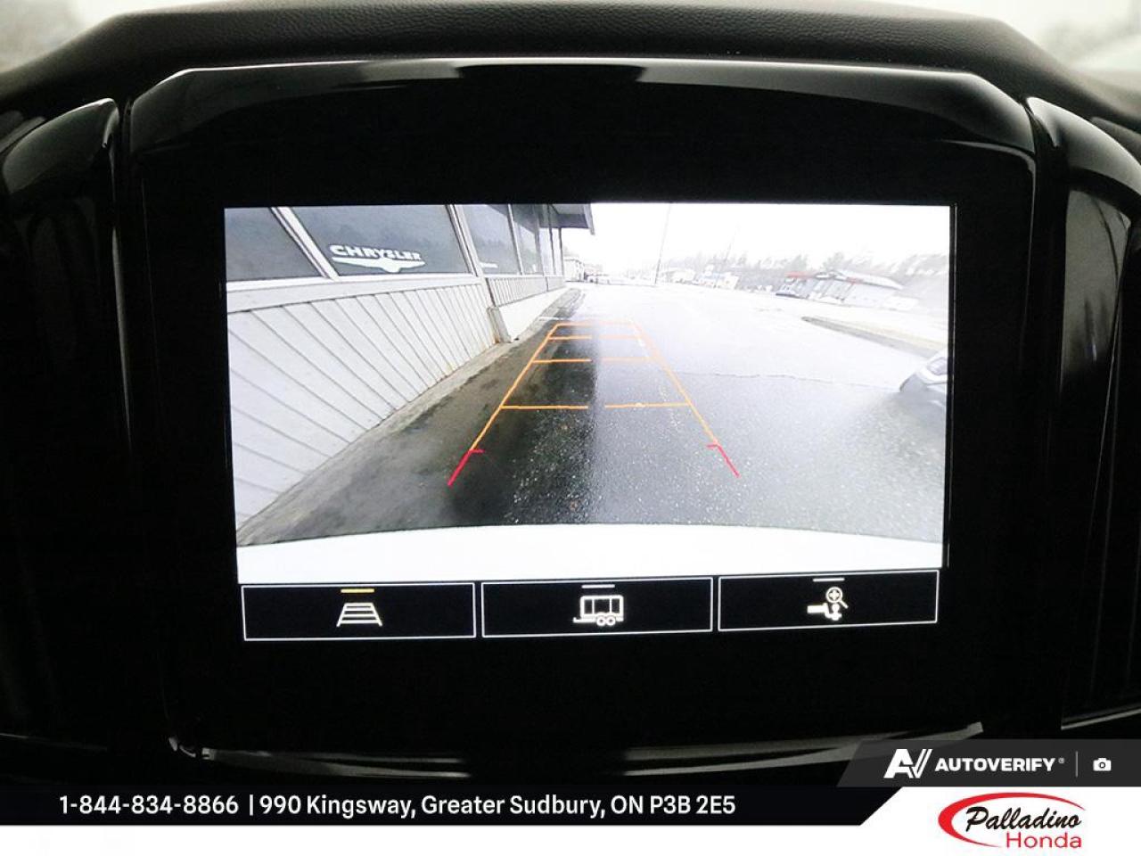 2022 Chevrolet Traverse LT Cloth Photo