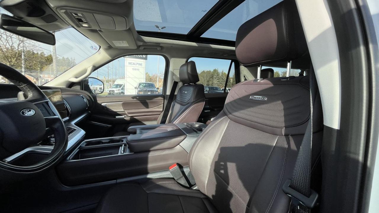 2025 Ford Expedition Platinum Max Photo