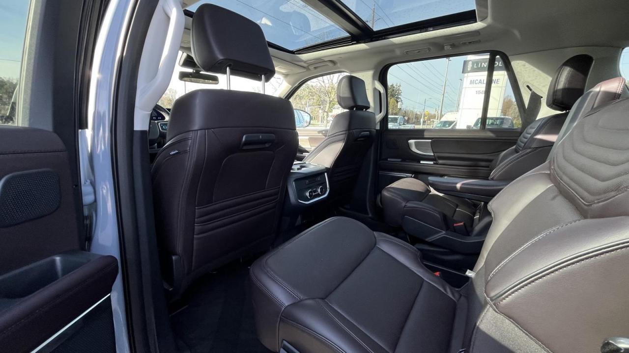 2025 Ford Expedition Platinum Max Photo