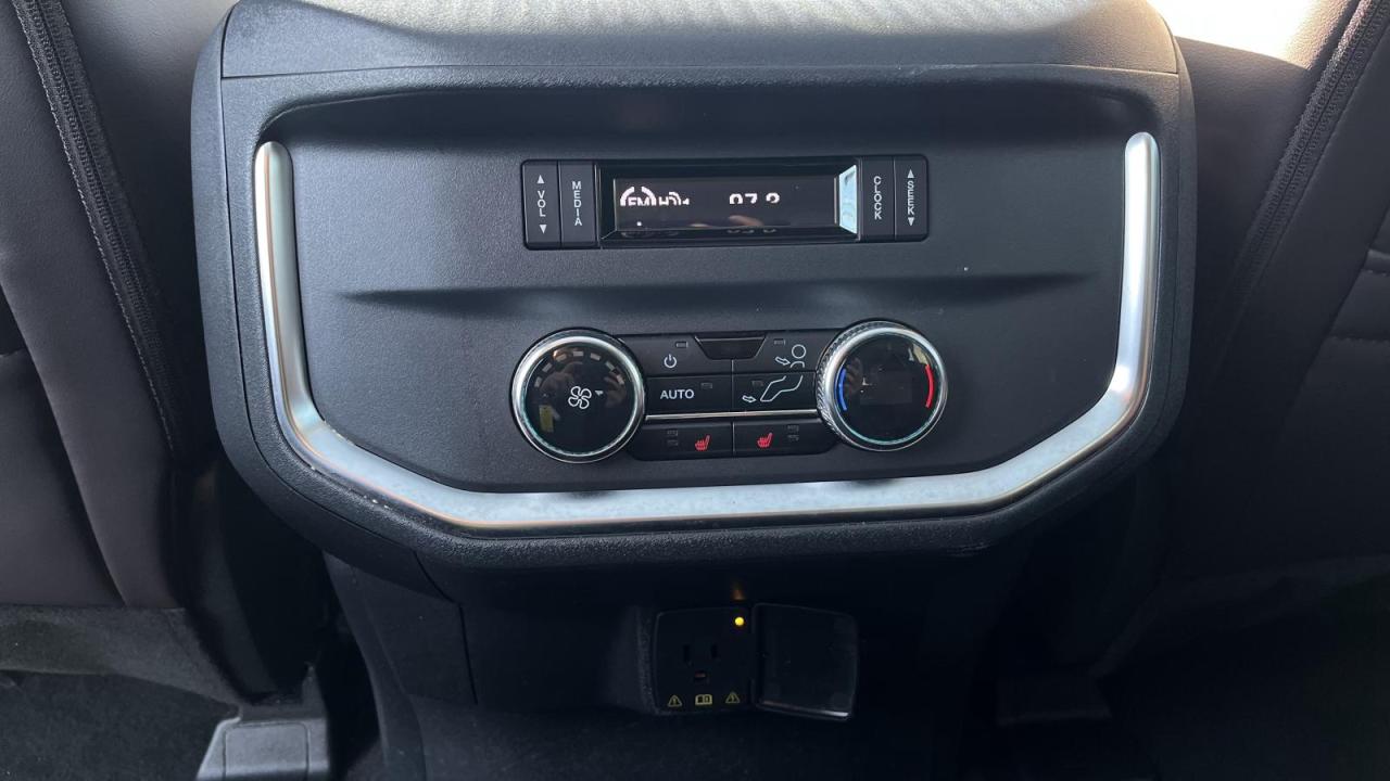 2025 Ford Expedition Platinum Max Photo