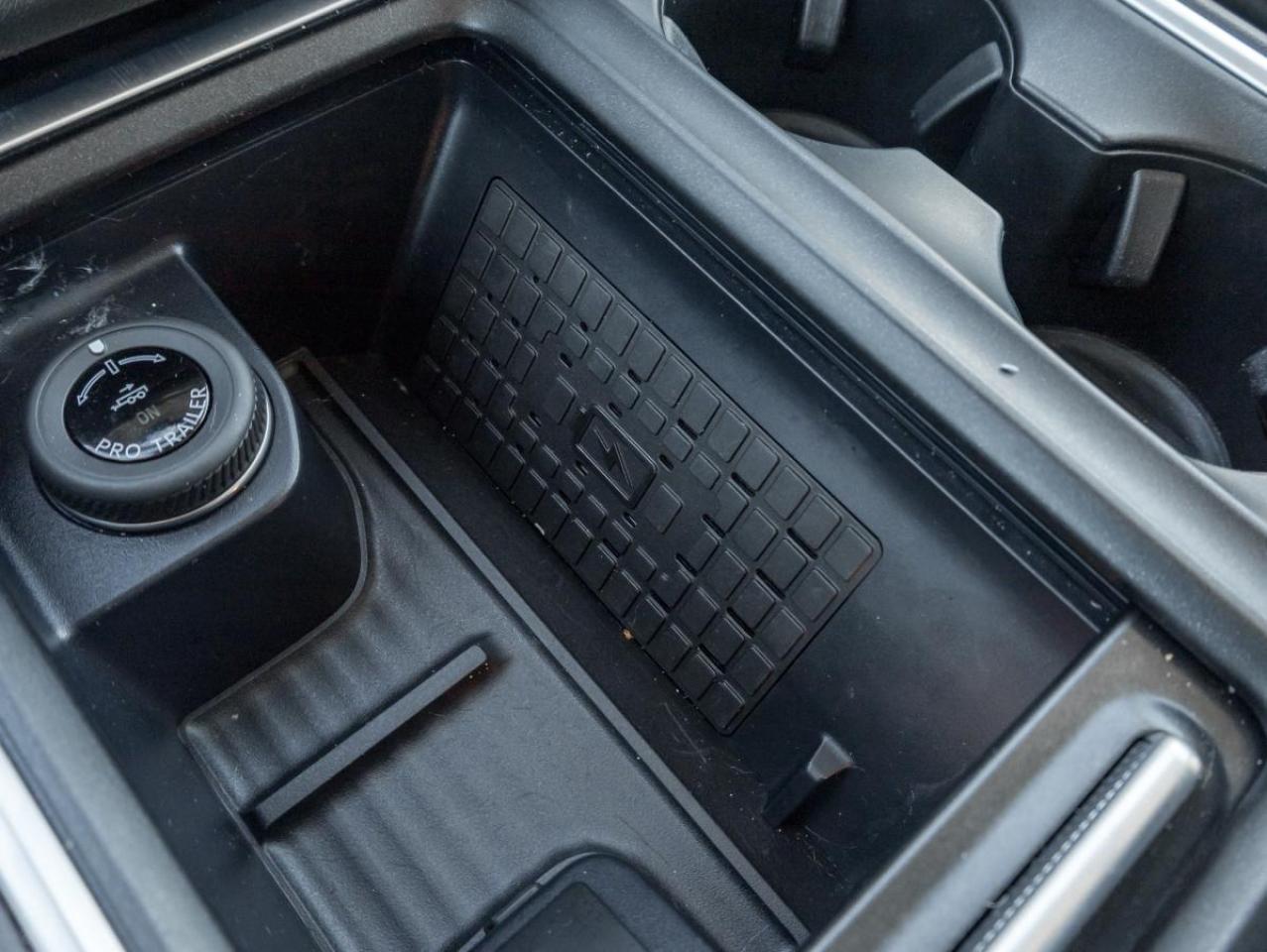 2025 Ford Expedition Platinum Max Photo