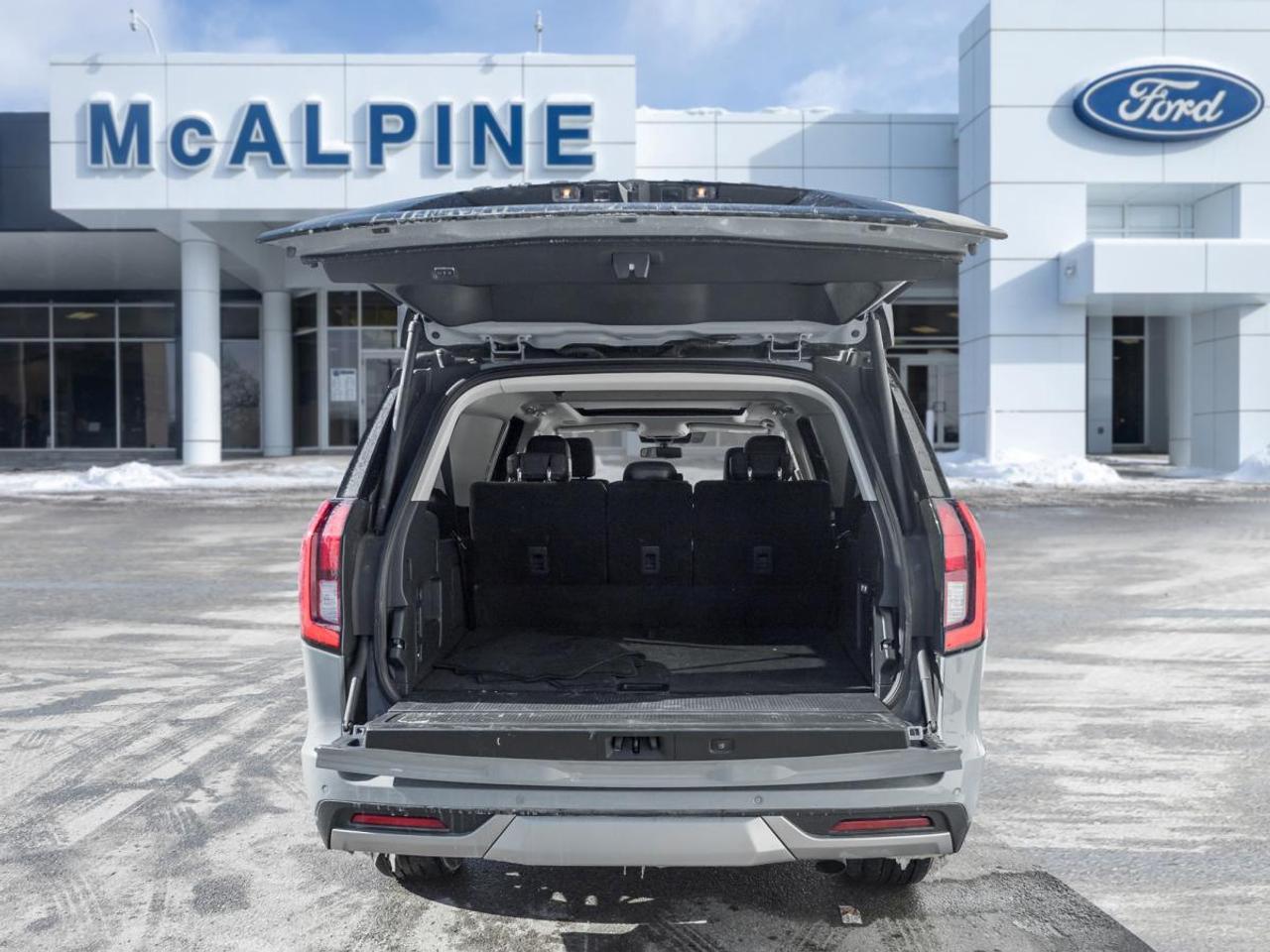 2025 Ford Expedition Platinum Max Photo