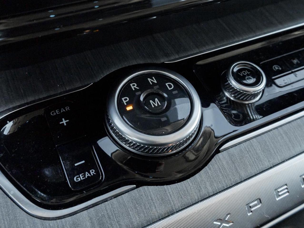 2025 Ford Expedition Platinum Max Photo