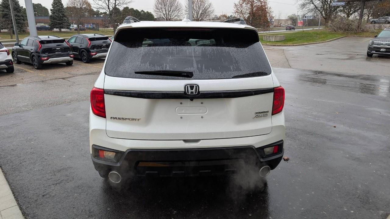 2022 Honda Passport Touring AWD Photo