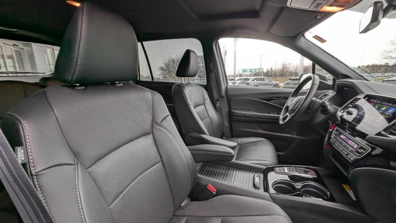 2022 Honda Passport Touring AWD Photo