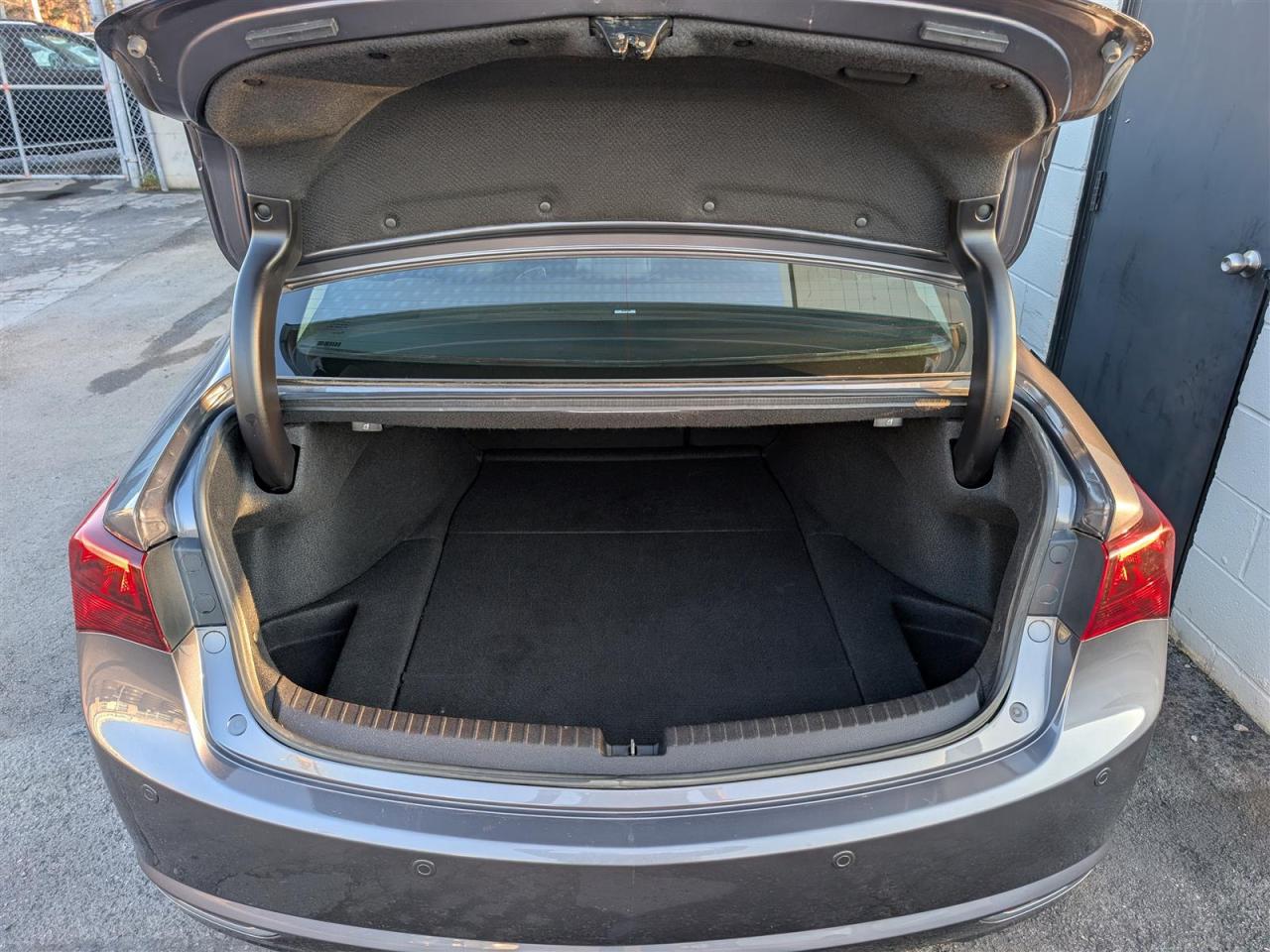 2017 Acura TLX SH-AWD - NAVI - SUNROOF - TECH FEATS Photo