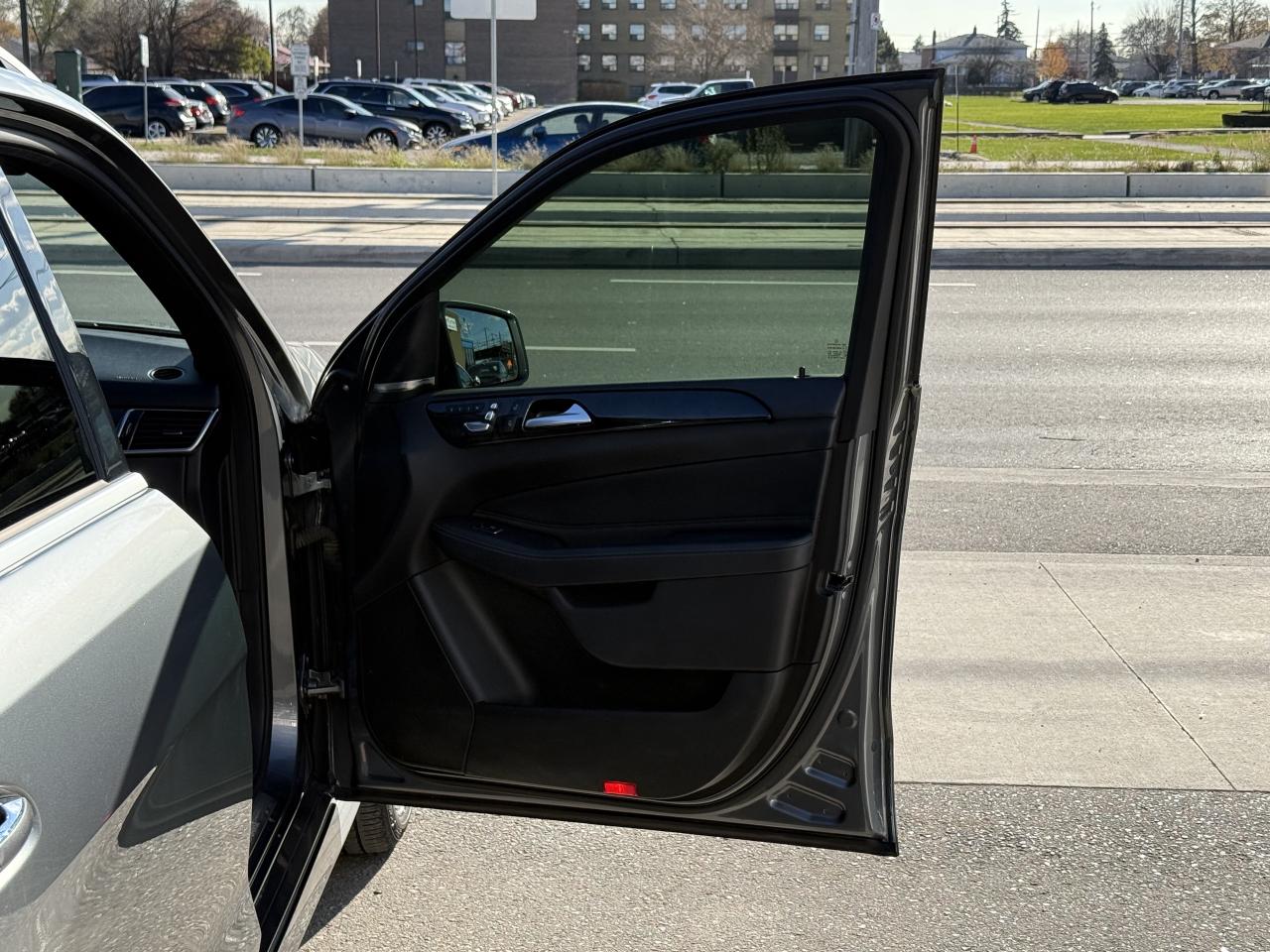 2018 Mercedes-Benz GLE-Class 400 //AMG PKG | PANO | 360 CAMERA | HARMAN KARDON Photo