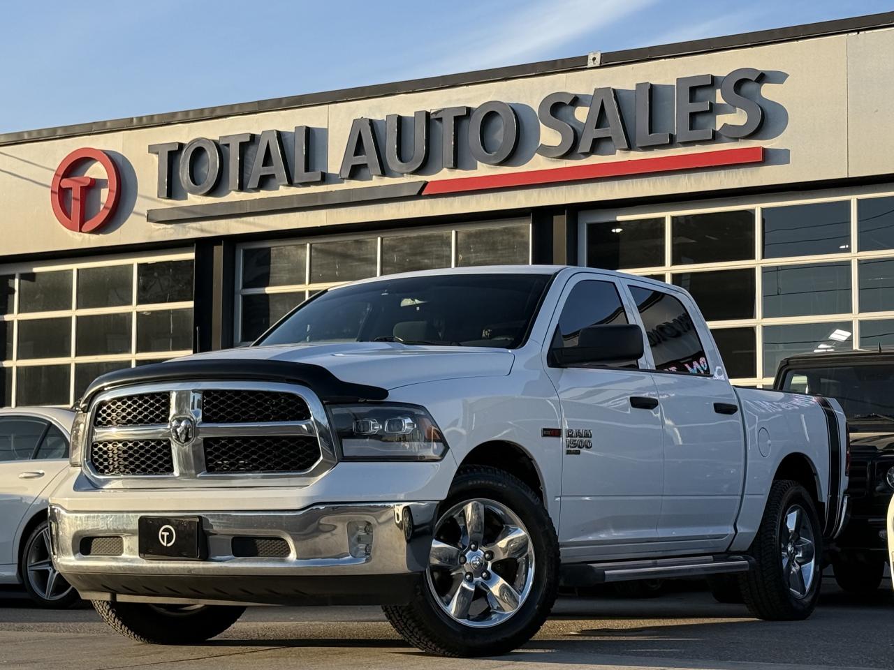 2019 RAM 1500 Classic TRADESMAN | BACK UP CAMERA | FINANCE Photo0