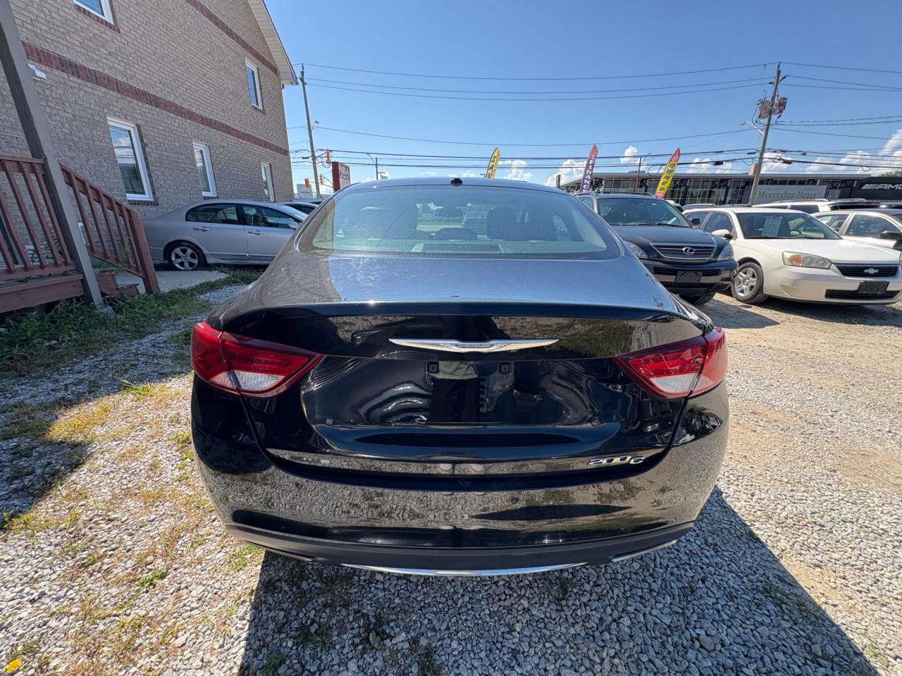 2015 Chrysler 200 C Limited, FULLY LOADED, with Safety and 1 year $2,000 per-claim limit Warranty. Financing Available Photo4