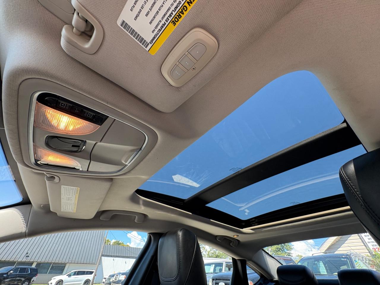 2015 Chrysler 200 C Limited, FULLY LOADED, with Safety and 1 year $2,000 per-claim limit Warranty. Financing Available Photo