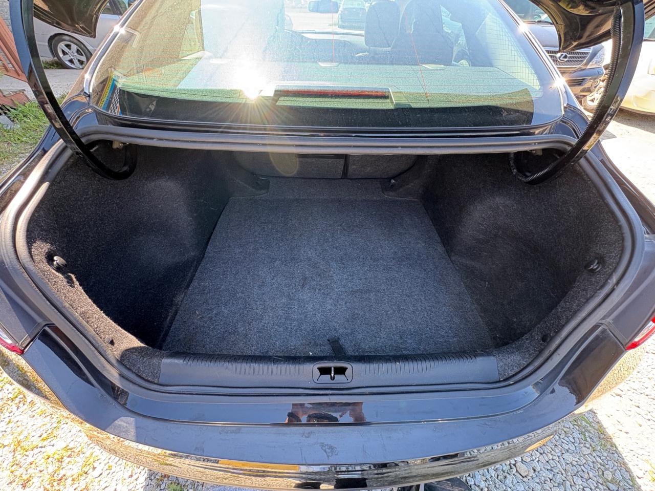 2015 Chrysler 200 C Limited, FULLY LOADED, with Safety and 1 year $2,000 per-claim limit Warranty. Financing Available Photo