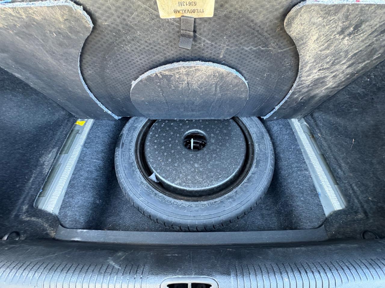 2015 Chrysler 200 C Limited, FULLY LOADED, with Safety and 1 year $2,000 per-claim limit Warranty. Financing Available Photo