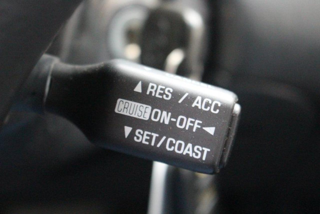 2003 Toyota Camry SE*Super Low Ks*Cruise Control*2.4L-4cyl*FWD Photo