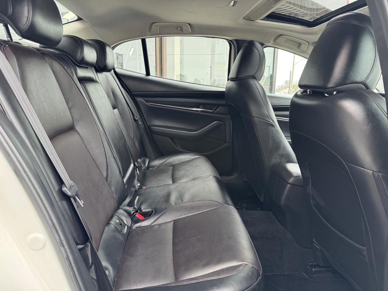2019 Mazda MAZDA3 GT AWD | ACCIDENT FREE | LOADED | Photo