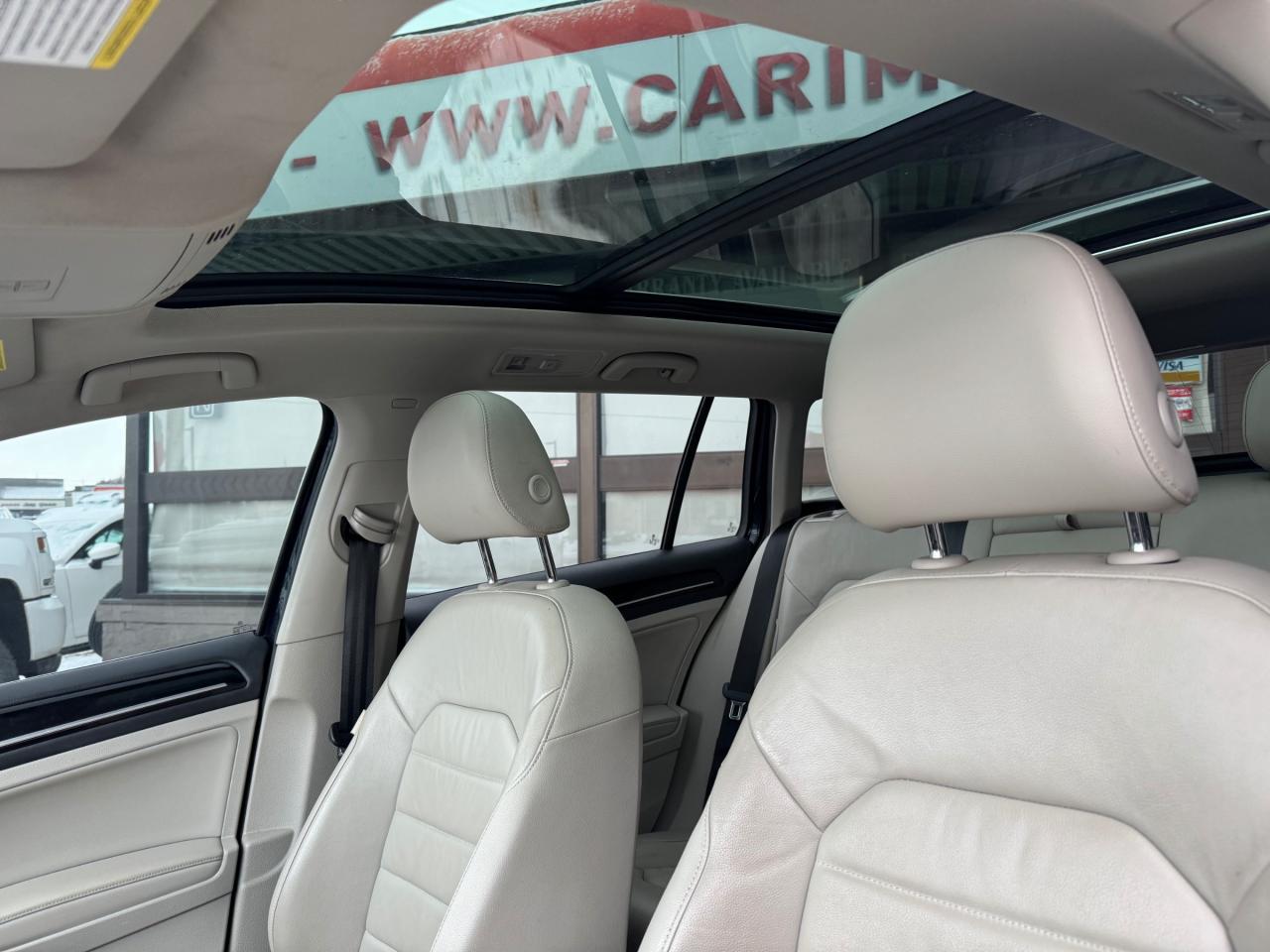 2017 Volkswagen Golf Sportwagen 1.8 TSI Highline AWD | LOADED | ONE OWNER | DEALER SERVICED Photo