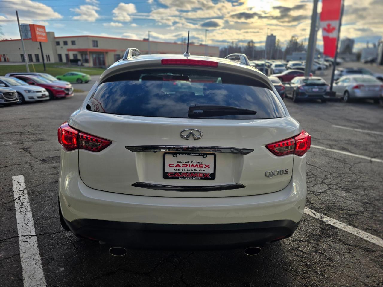 2017 Infiniti QX70 Sport Accident Free | Last Model Year | LOW KMS Photo