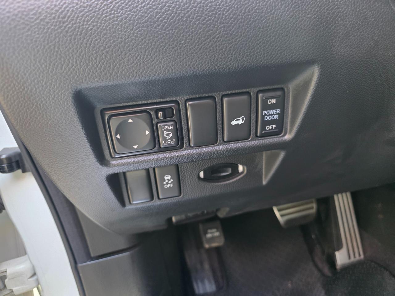 2017 Infiniti QX70 Sport Accident Free | Last Model Year | LOW KMS Photo