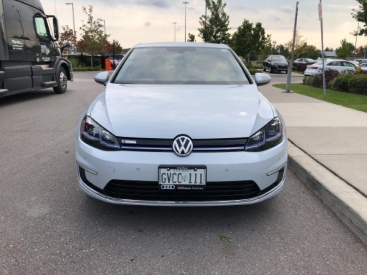 2019 Volkswagen Golf e-Golf Comfortline Dealer Serviced | Navigation | Leather Photo4