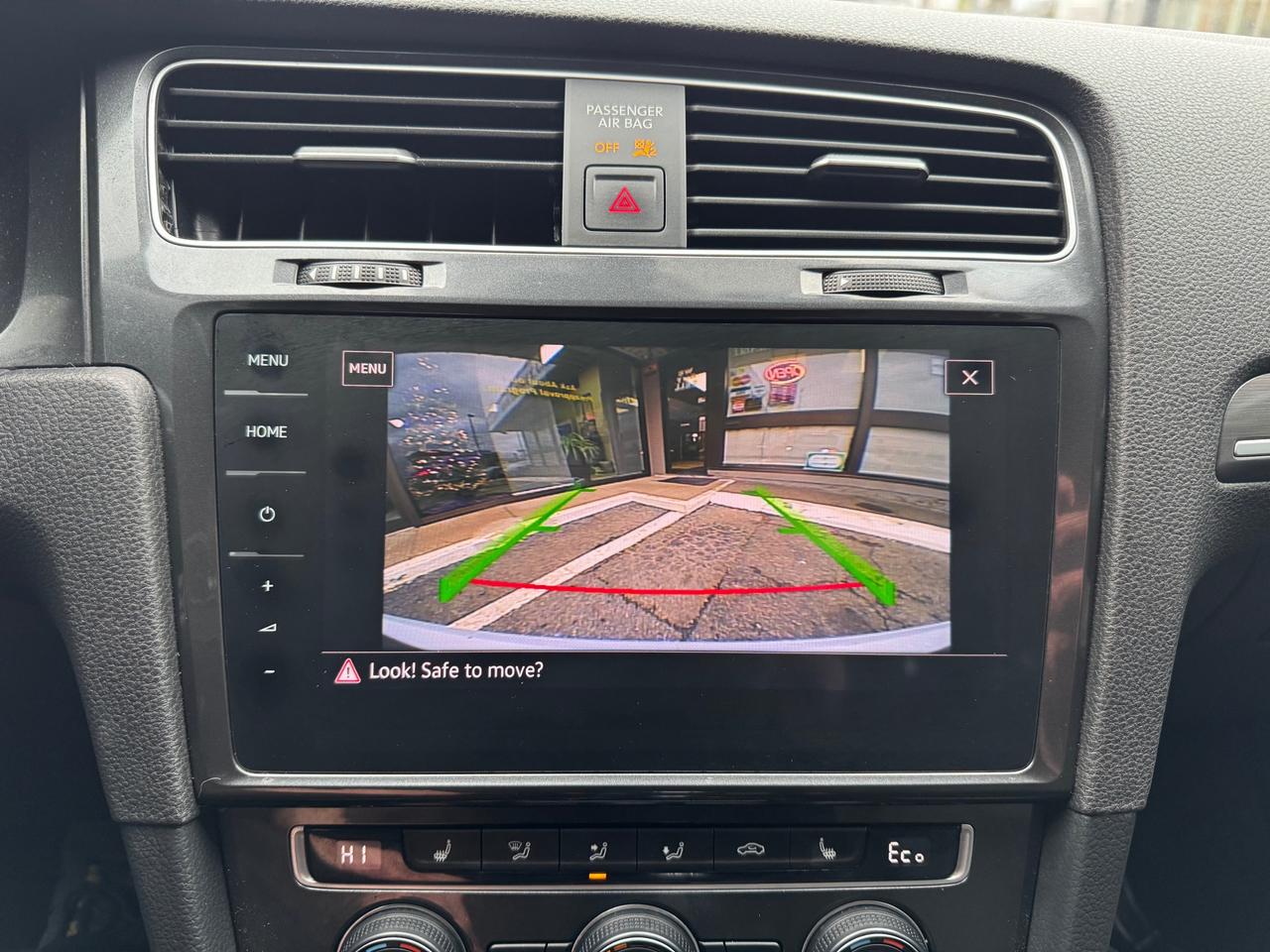 2019 Volkswagen Golf e-Golf Comfortline Dealer Serviced | Navigation | Leather Photo