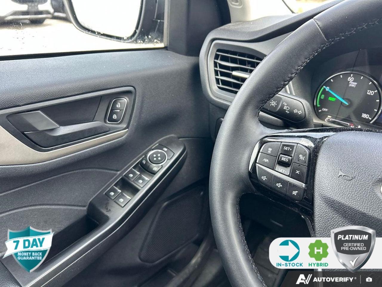 2022 Ford Escape SE Hybrid 201A | ACCIDENT FREE | ONE OWNER | COLD PKG | CONV Photo