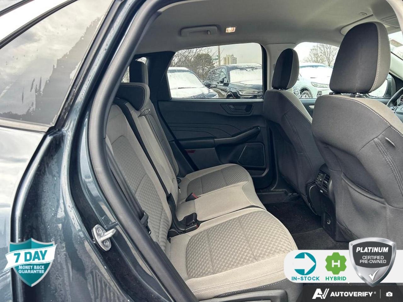 2022 Ford Escape SE Hybrid 201A | ACCIDENT FREE | ONE OWNER | COLD PKG | CONV Photo