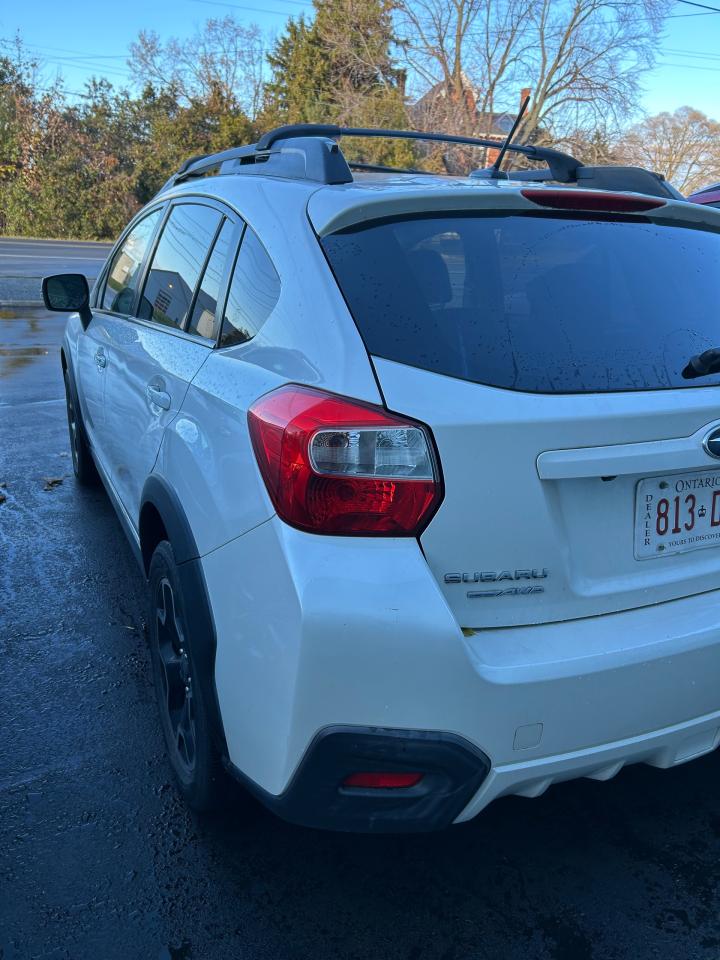 2013 Subaru XV Crosstrek 2.0i w/Limited Pkg Photo4