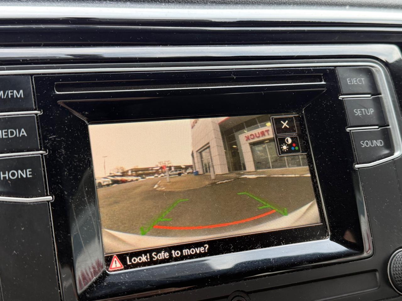 2016 Volkswagen Beetle 1.8 TSI Trendline Photo