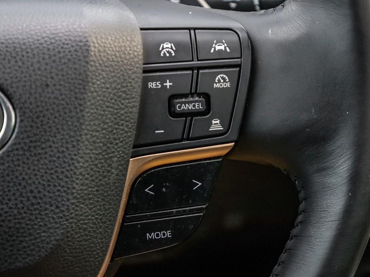 2023 Toyota Crown Platinum Photo