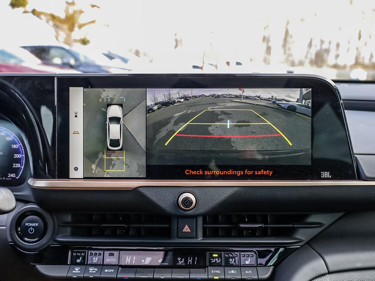 2023 Toyota Crown Platinum Photo