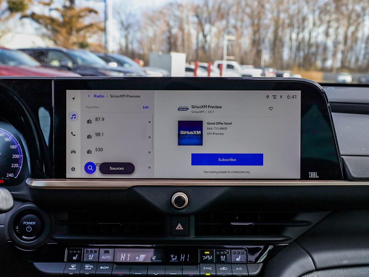 2023 Toyota Crown Platinum Photo