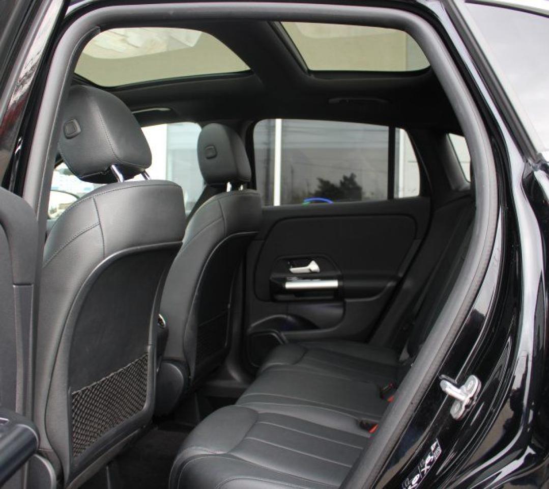 2023 Mercedes-Benz GLA GLA 250*AWD*Heated Leather*Moon Roof*BT*Rear Cam - Photo #17