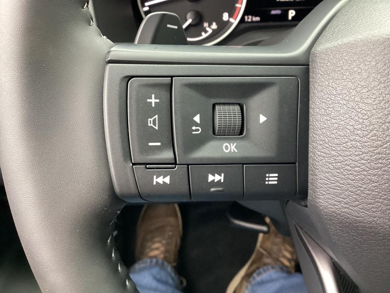 2026 Nissan Rogue S Photo