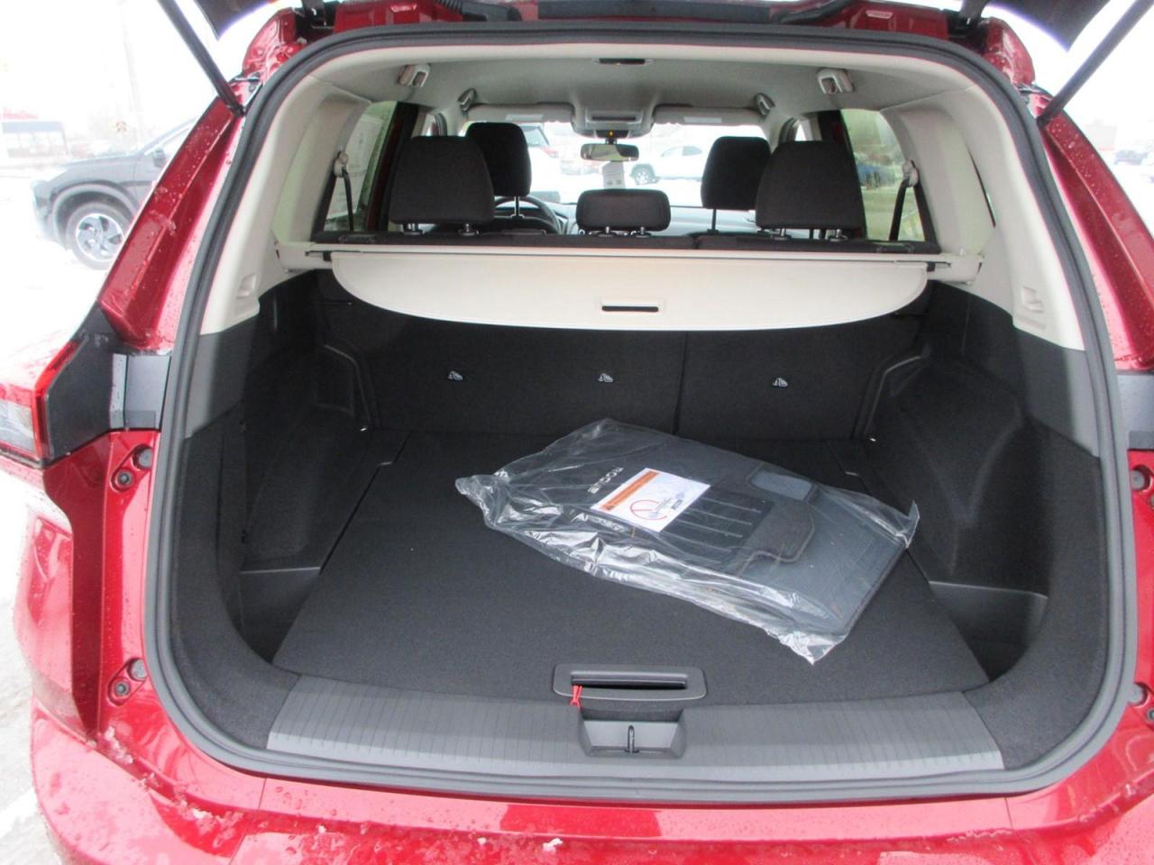 2026 Nissan Rogue S Photo