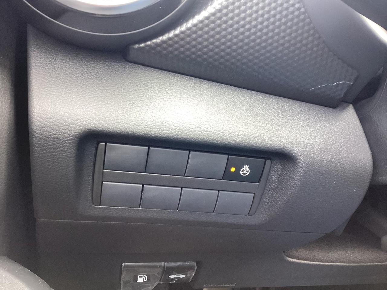 2025 Nissan Kicks Play SV Photo