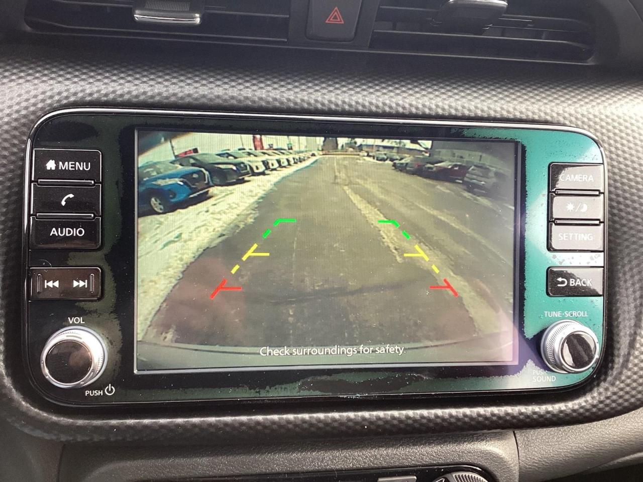 2025 Nissan Kicks Play SV Photo