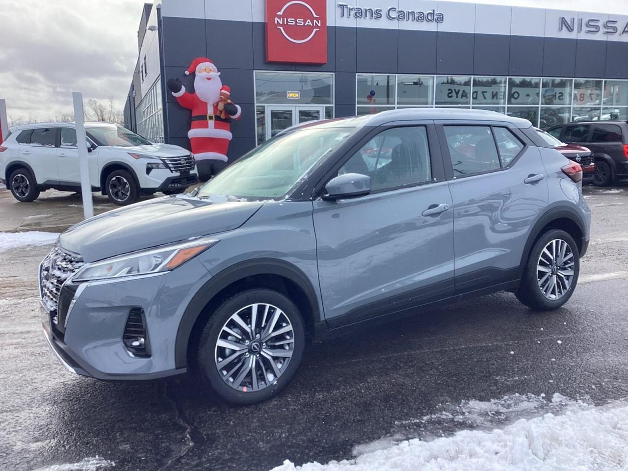 2025 Nissan Kicks Play SV Photo