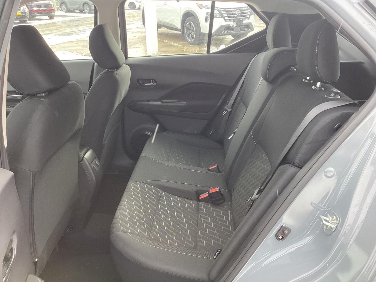 2025 Nissan Kicks Play SV Photo