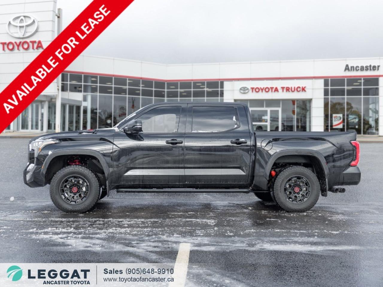 2025 Toyota Tundra Hybrid 4x4 Crewmax Limited Hybrid Photo2