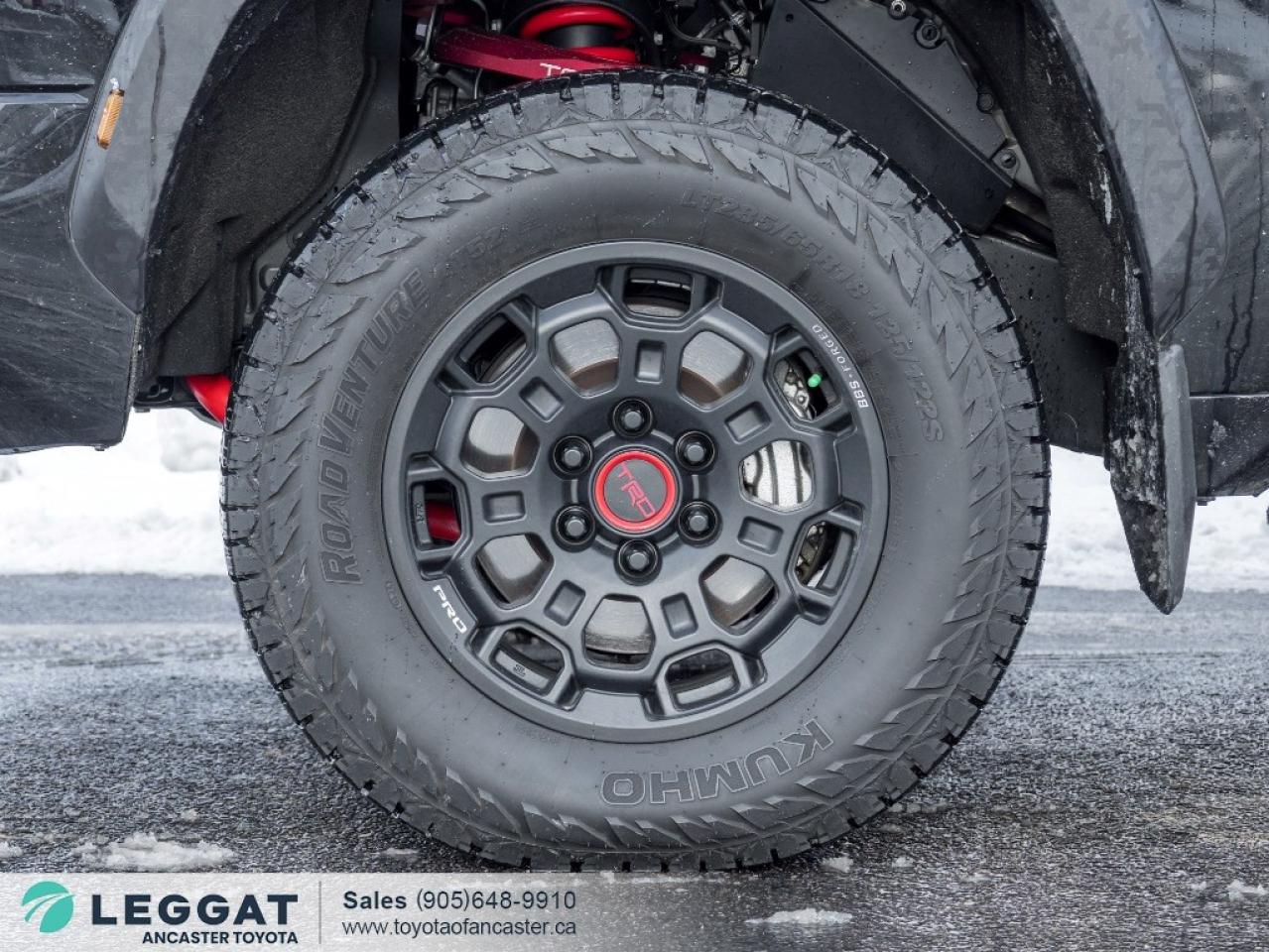 2025 Toyota Tundra Hybrid 4x4 Crewmax Limited Hybrid Photo